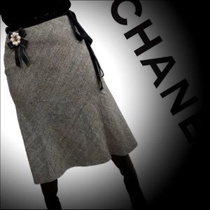 Chanel Authentic Skirt w/ CC brooch & velour belt